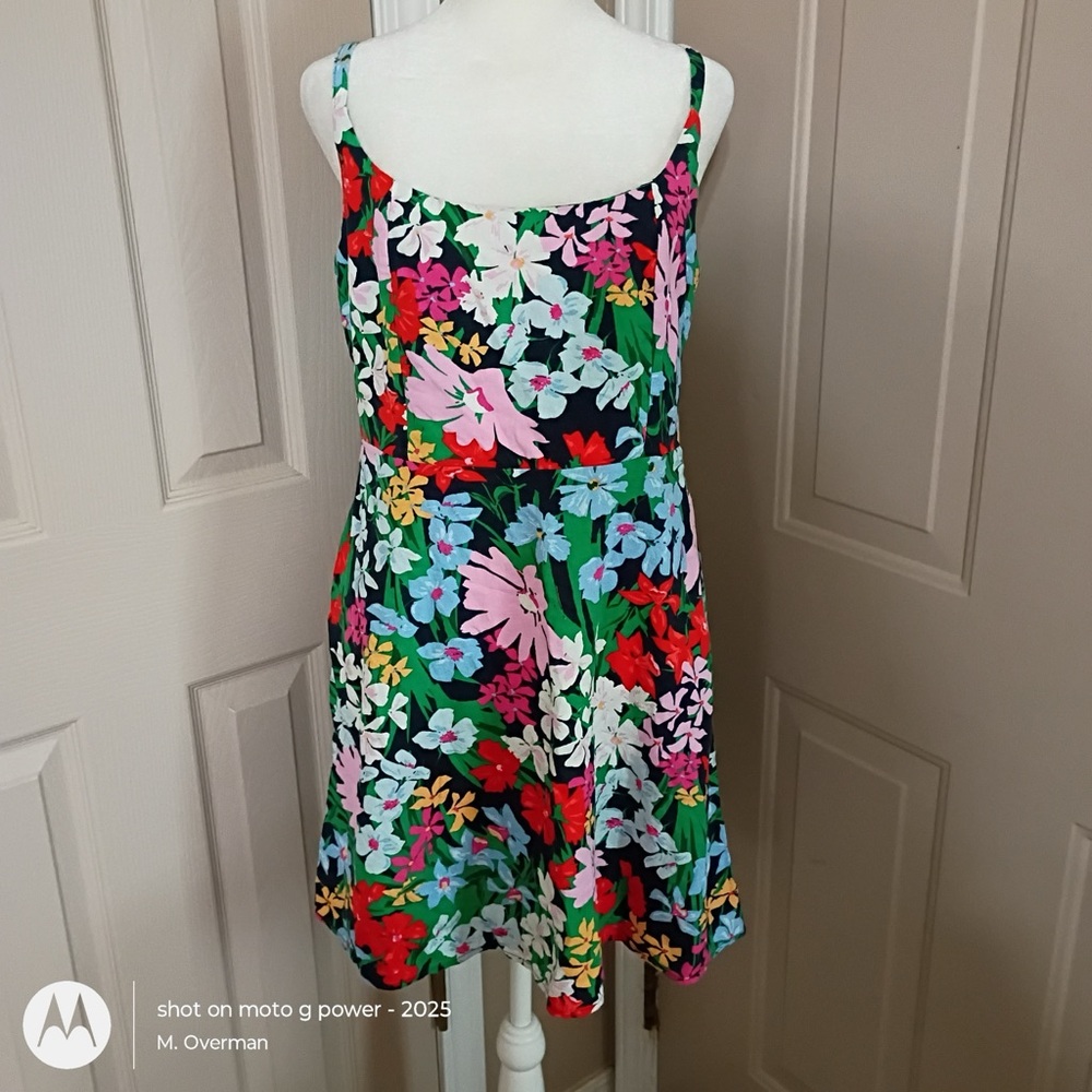 Old Navy fit & flare Cami mini dress in navy multicolor floral linen blend. Sz M